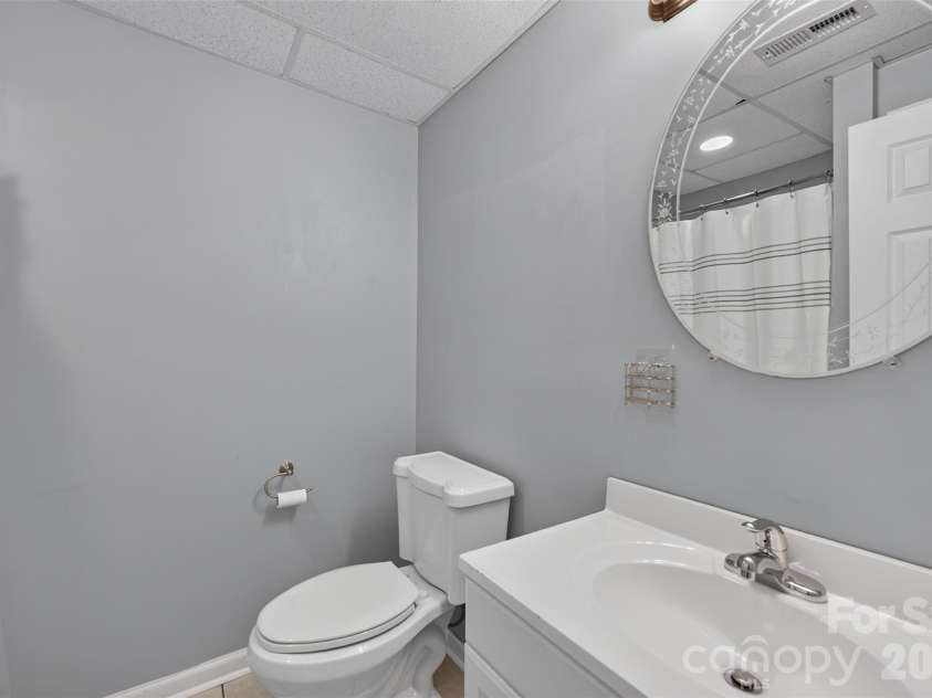5706 George Hildebran School Road, Hickory, NC 28602.  MLS# CAR4408171, YatesRealty ID 40483. 