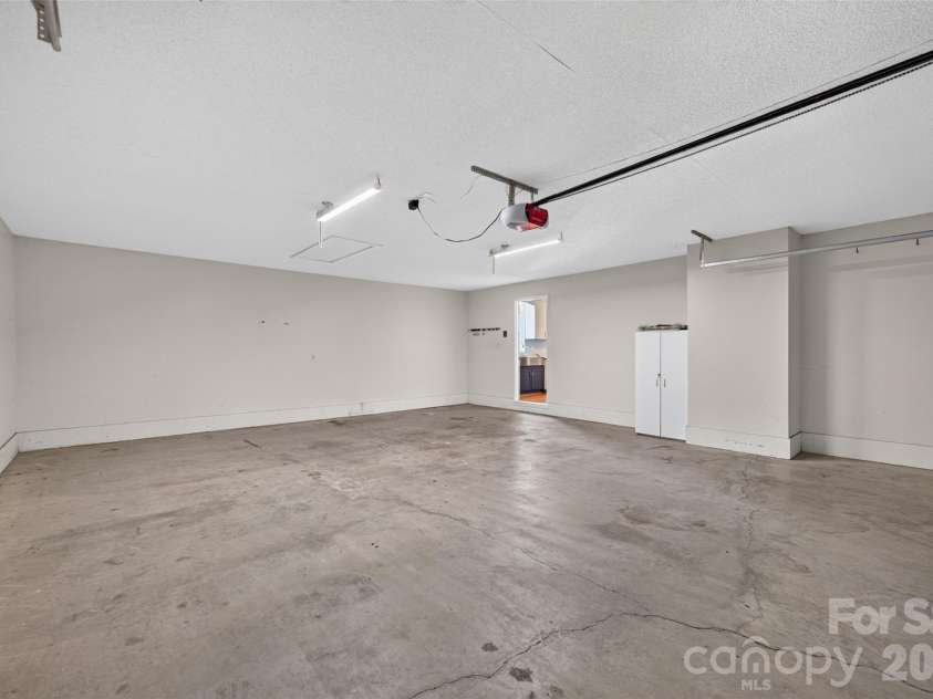 5706 George Hildebran School Road, Hickory, NC 28602.  MLS# CAR4408171, YatesRealty ID 40483. 