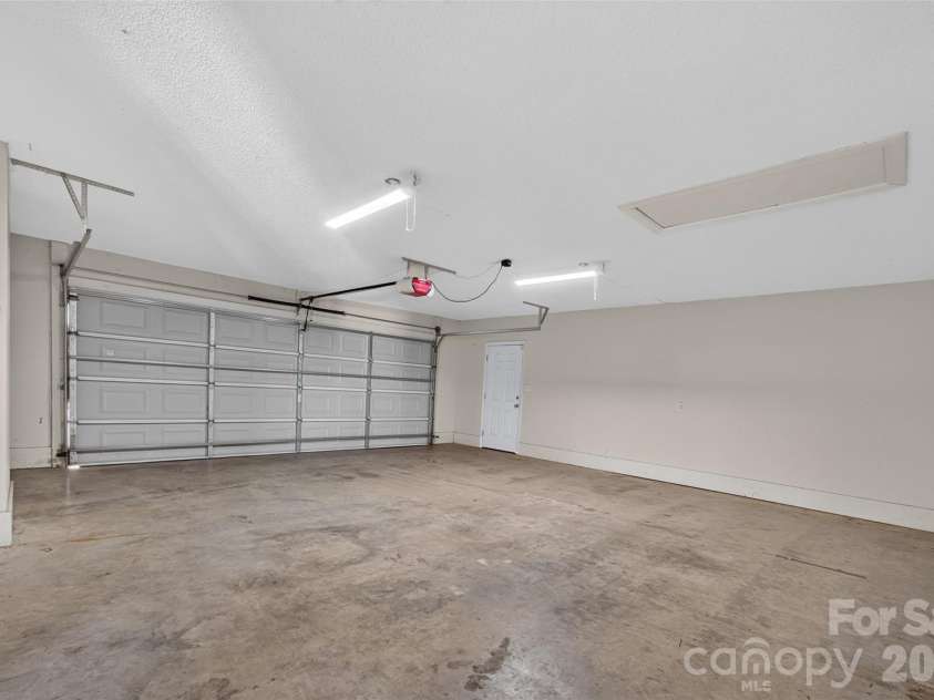 5706 George Hildebran School Road, Hickory, NC 28602.  MLS# CAR4408171, YatesRealty ID 40483. 