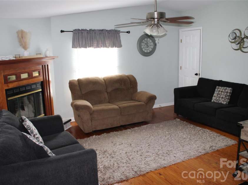 160 Tabernacle Church Road, McBee, SC 29101.  MLS# CAR4404027, YatesRealty ID 40485. 