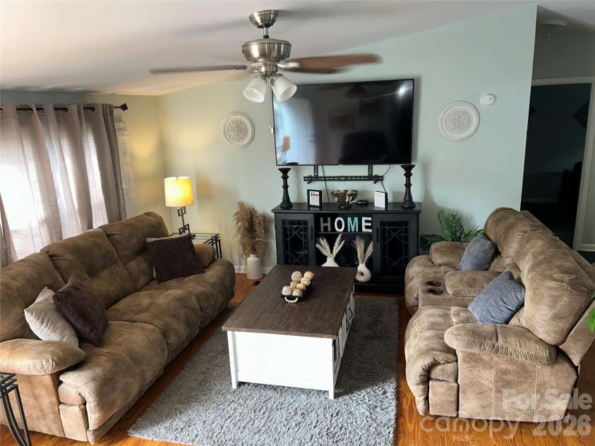 160 Tabernacle Church Road, McBee, SC 29101.  MLS# CAR4404027, YatesRealty ID 40485. 