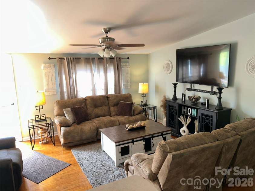 160 Tabernacle Church Road, McBee, SC 29101.  MLS# CAR4404027, YatesRealty ID 40485. 