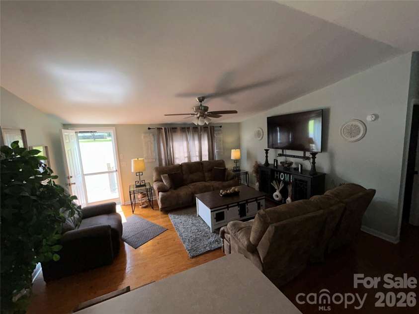 160 Tabernacle Church Road, McBee, SC 29101.  MLS# CAR4404027, YatesRealty ID 40485. 