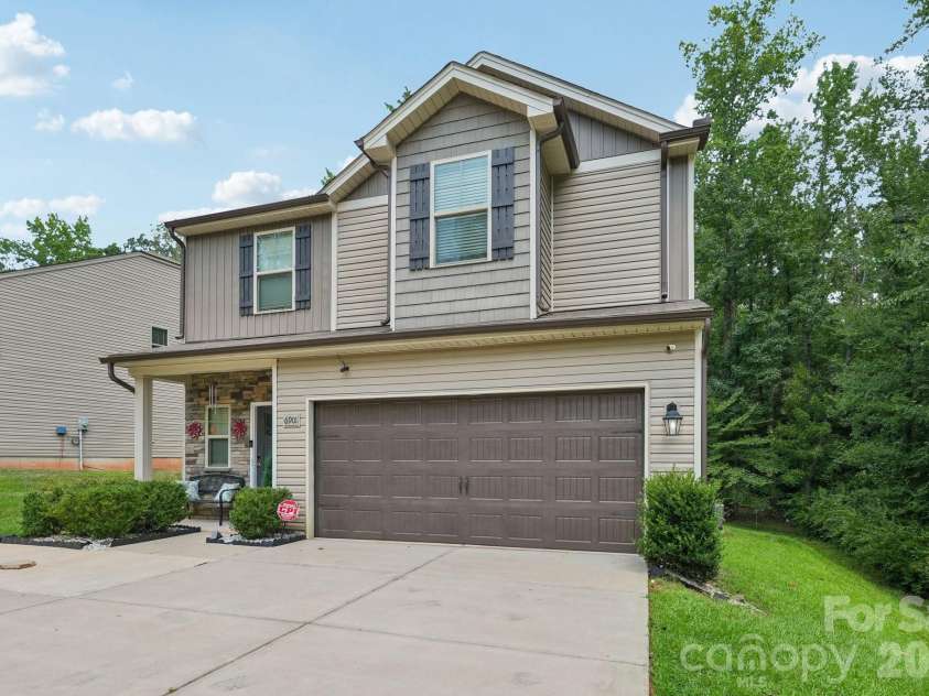 6901 Robinson Church Road, Charlotte, NC 28215.  MLS# CAR4390816, YatesRealty ID 40486. 