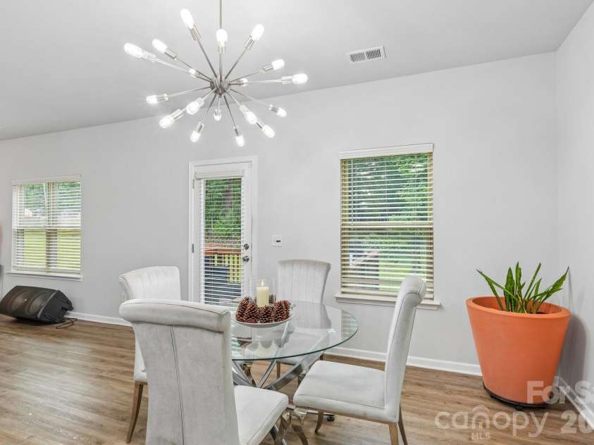 6901 Robinson Church Road, Charlotte, NC 28215.  MLS# CAR4390816, YatesRealty ID 40486. 