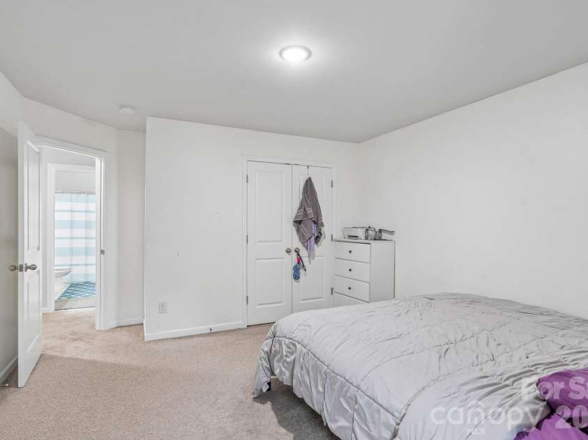 6901 Robinson Church Road, Charlotte, NC 28215.  MLS# CAR4390816, YatesRealty ID 40486. 