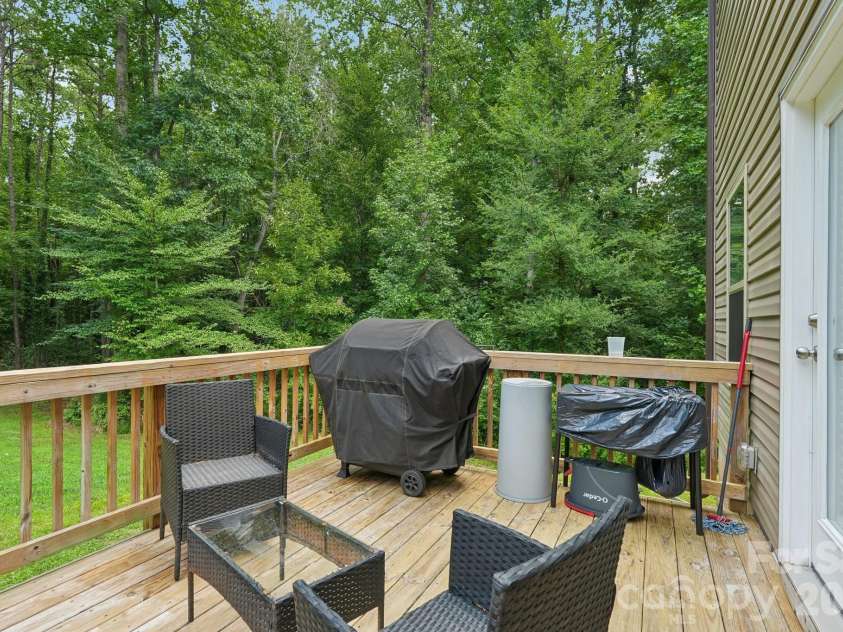 6901 Robinson Church Road, Charlotte, NC 28215.  MLS# CAR4390816, YatesRealty ID 40486. 