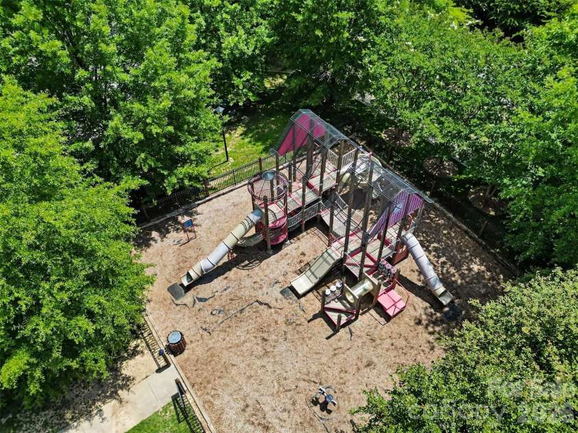 3409 Market View Drive, Davidson, NC 28036.  MLS# CAR4409098, YatesRealty ID 40489. Playground