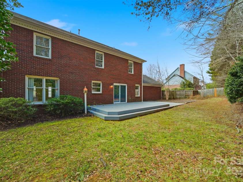 147 35th Avenue, Hickory, NC 28601.  MLS# CAR4333841, YatesRealty ID 4049. 