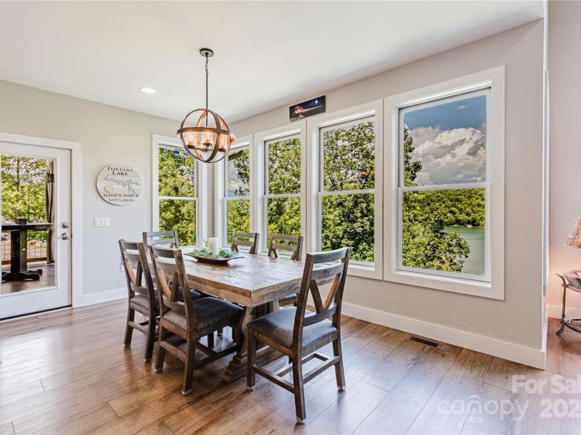 216 Alarka Point, Bryson City, NC 28713.  MLS# CAR4292798, YatesRealty ID 4049. 