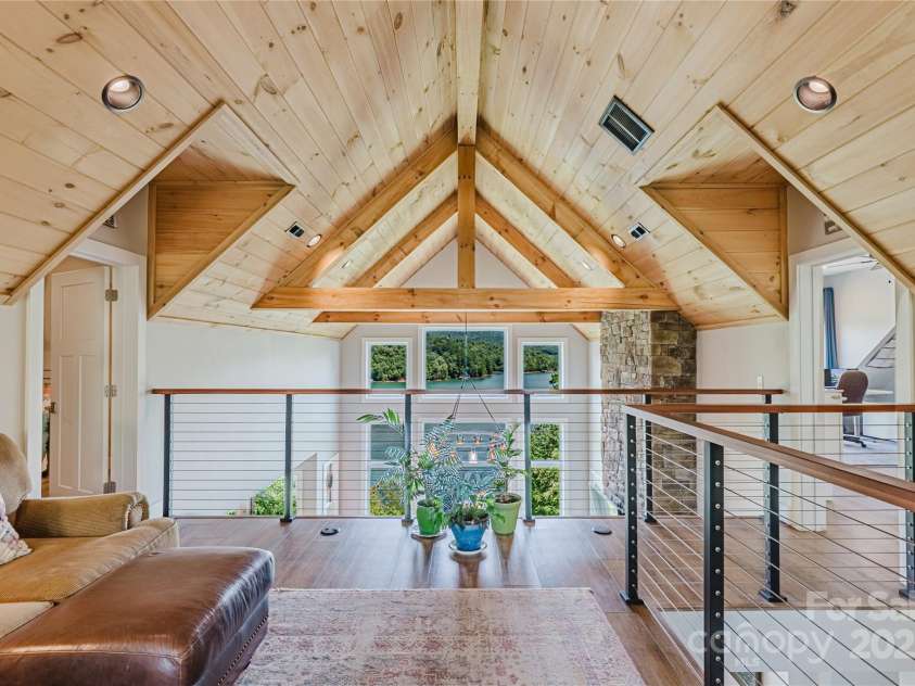 216 Alarka Point, Bryson City, NC 28713.  MLS# CAR4292798, YatesRealty ID 4049. Loft