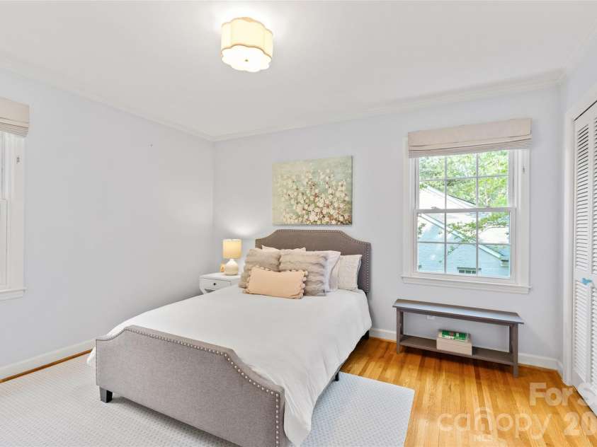 2501 Valencia Terrace, Charlotte, NC 28226.  MLS# CAR4406254, YatesRealty ID 40490. 