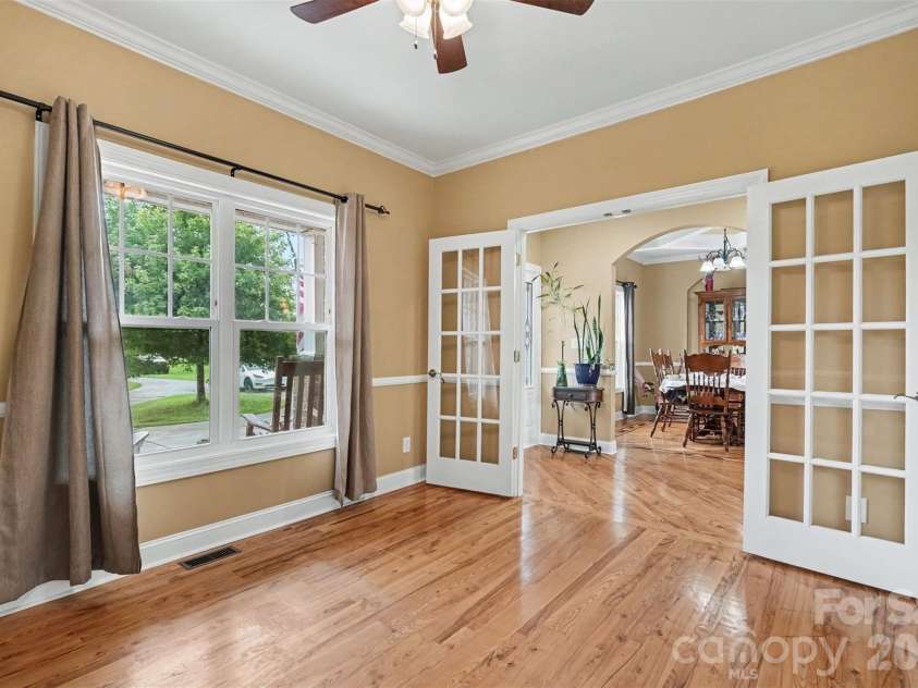 4574 Hunter Rhyne Road, Lincolnton, NC 28092.  MLS# CAR4398047, YatesRealty ID 40491. Office/flex