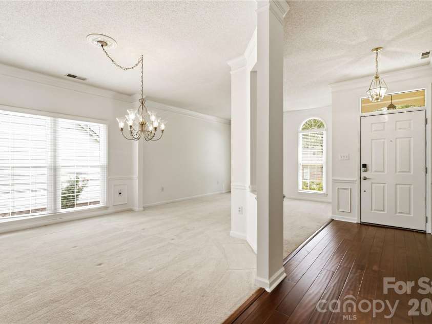 2604 Lamp Post Lane, Kannapolis, NC 28081.  MLS# CAR4406539, YatesRealty ID 40492. 