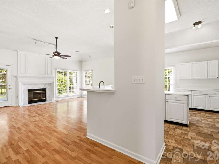2604 Lamp Post Lane, Kannapolis, NC 28081.  MLS# CAR4406539, YatesRealty ID 40492. 