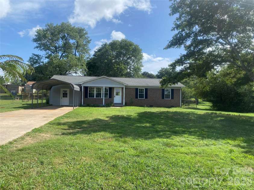 2503 Taylor Road, Shelby, NC 28152.  MLS# CAR4407736, YatesRealty ID 40497. 