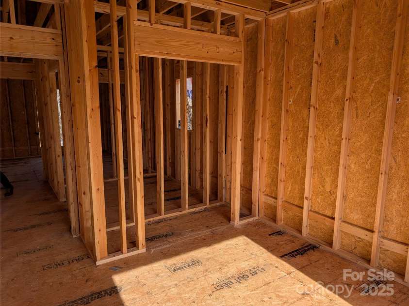 5190 Joseph Court, Hickory, NC 28602.  MLS# CAR4258138, YatesRealty ID 405. 