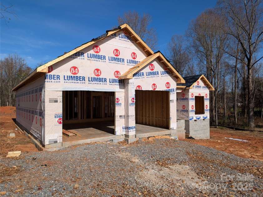 5190 Joseph Court, Hickory, NC 28602.  MLS# CAR4258138, YatesRealty ID 405. 