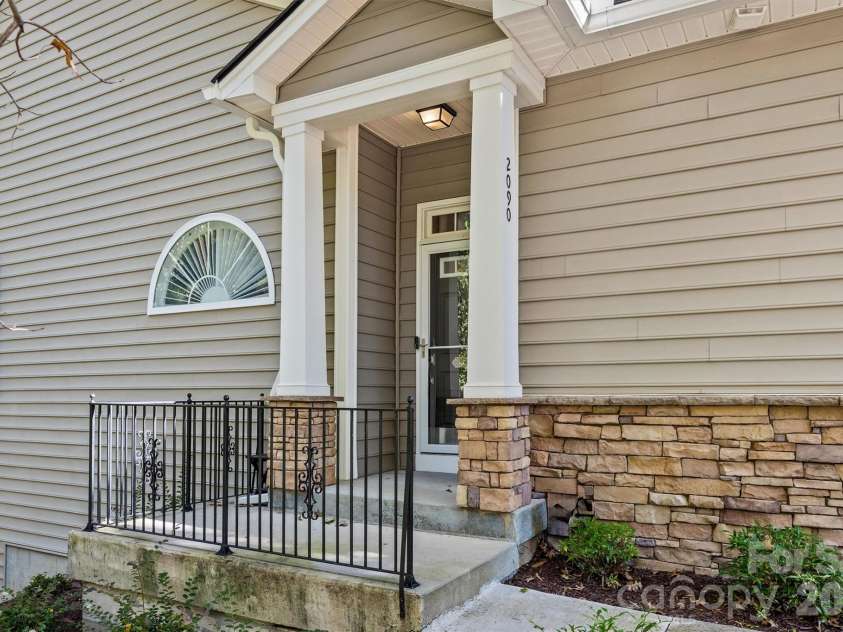 2090 Calloway Pines Drive, Tega Cay, SC 29708.  MLS# CAR4311701, YatesRealty ID 4050. 