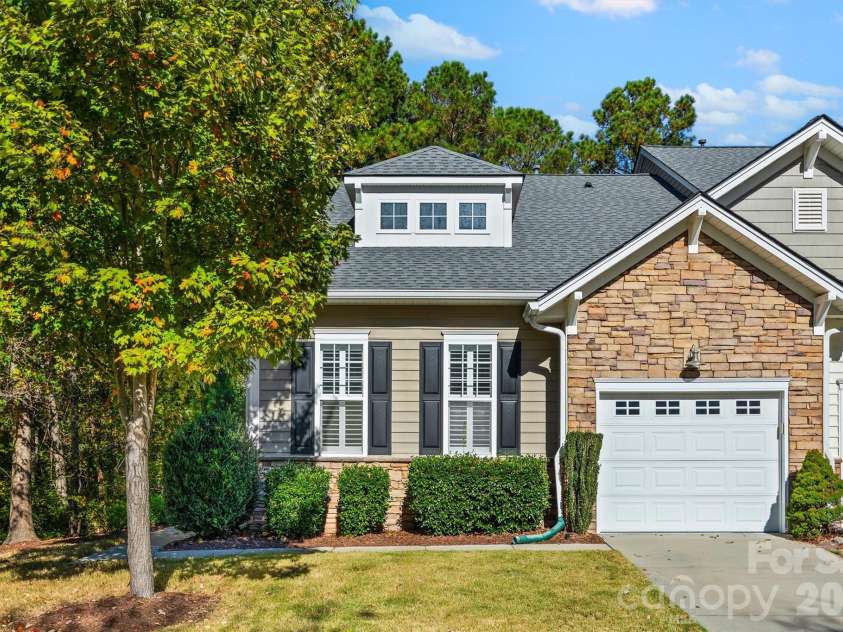 2090 Calloway Pines Drive, Tega Cay, SC 29708.  MLS# CAR4311701, YatesRealty ID 4050. 