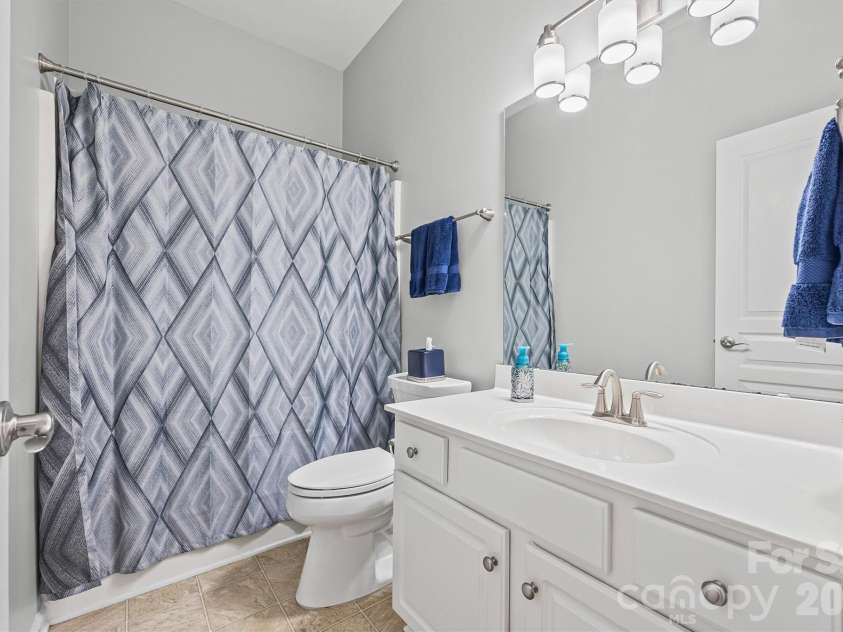 2090 Calloway Pines Drive, Tega Cay, SC 29708.  MLS# CAR4311701, YatesRealty ID 4050. 