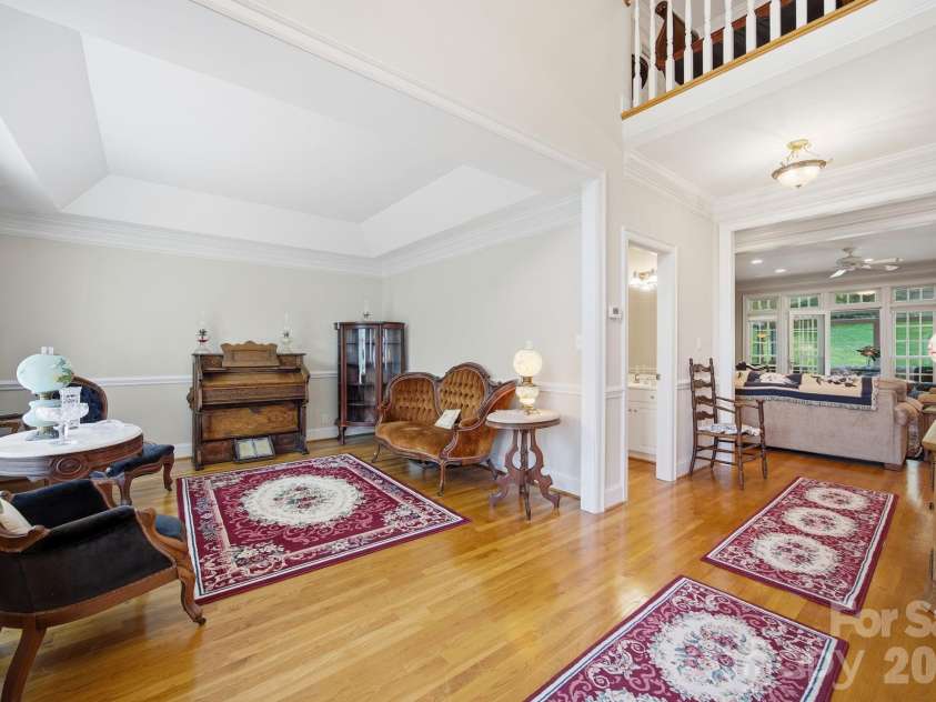 540 Hickory Drive, Salisbury, NC 28144.  MLS# CAR4390191, YatesRealty ID 40500. 