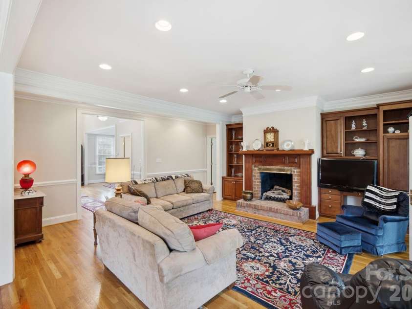 540 Hickory Drive, Salisbury, NC 28144.  MLS# CAR4390191, YatesRealty ID 40500. 