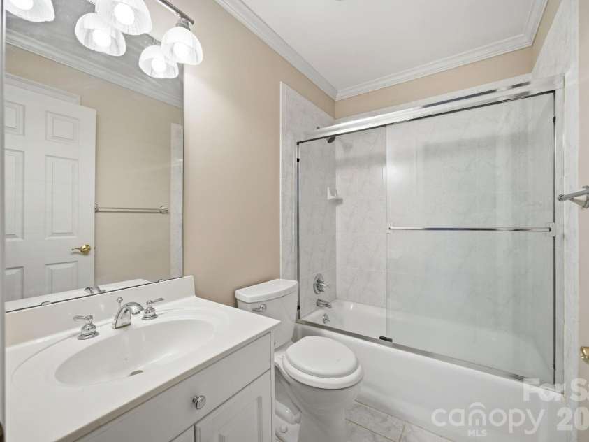 540 Hickory Drive, Salisbury, NC 28144.  MLS# CAR4390191, YatesRealty ID 40500. 