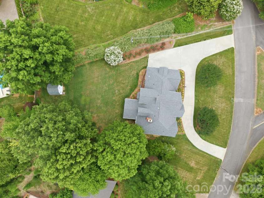 540 Hickory Drive, Salisbury, NC 28144.  MLS# CAR4390191, YatesRealty ID 40500. 