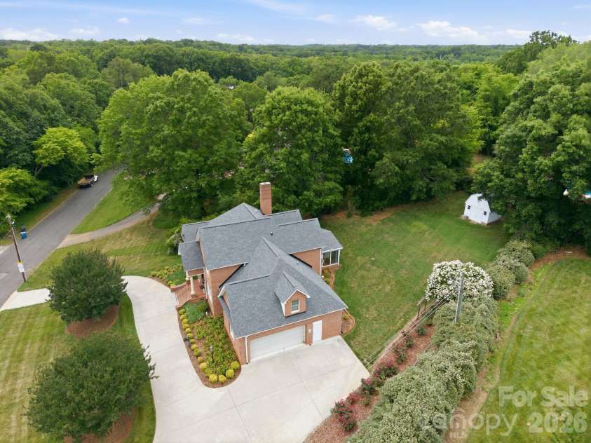 540 Hickory Drive, Salisbury, NC 28144.  MLS# CAR4390191, YatesRealty ID 40500. 