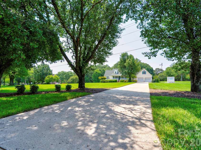719 Zion Church Road, Shelby, NC 28150.  MLS# CAR4409305, YatesRealty ID 40501. Front