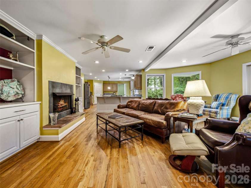 2526 Kanuga Road, Hendersonville, NC 28739.  MLS# CAR4407508, YatesRealty ID 40502. 