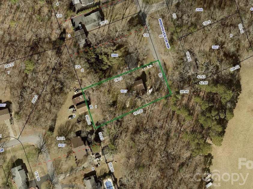 3745 Windhaven Drive, Conover, NC 28613.  MLS# CAR4407981, YatesRealty ID 40504. 