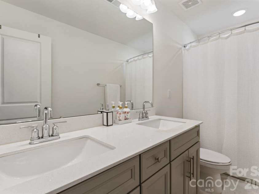 116 Farrier Lane, Statesville, NC 28677.  MLS# CAR4375053, YatesRealty ID 40506. 