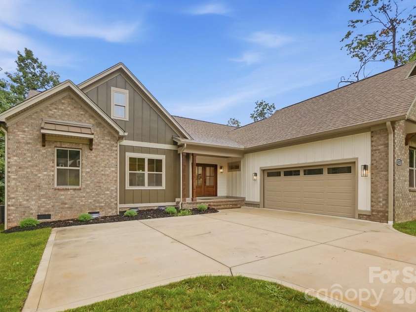 4527 Burrenfort Drive, Denver, NC 28037.  MLS# CAR4408642, YatesRealty ID 40507. 