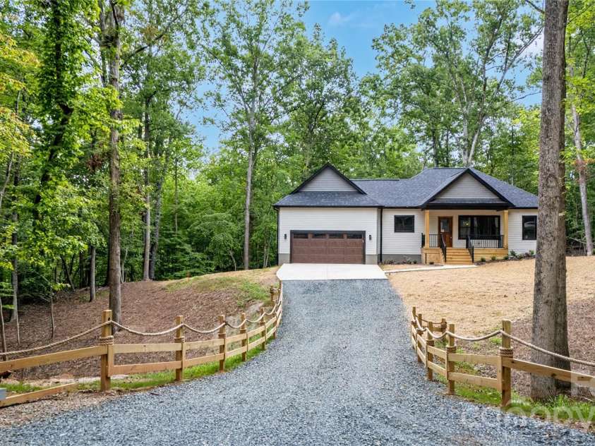 644 Roxboro Drive, Mount Gilead, NC 27306.  MLS# CAR4407775, YatesRealty ID 40509. 
