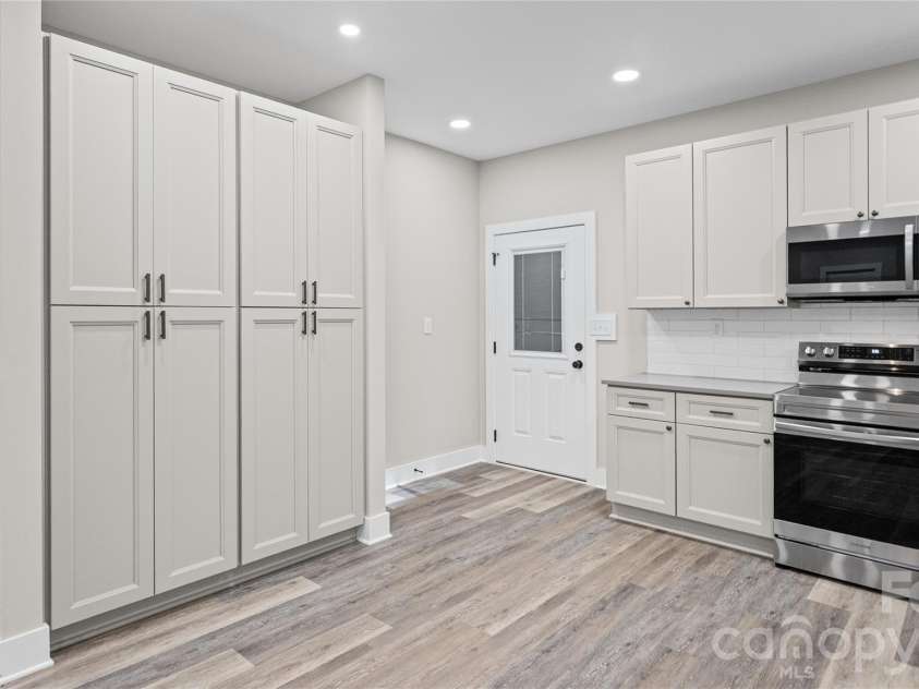644 Roxboro Drive, Mount Gilead, NC 27306.  MLS# CAR4407775, YatesRealty ID 40509. 