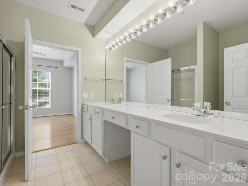14425 San Paolo Lane, Charlotte, NC 28277.  MLS# CAR4409266, YatesRealty ID 40510. 