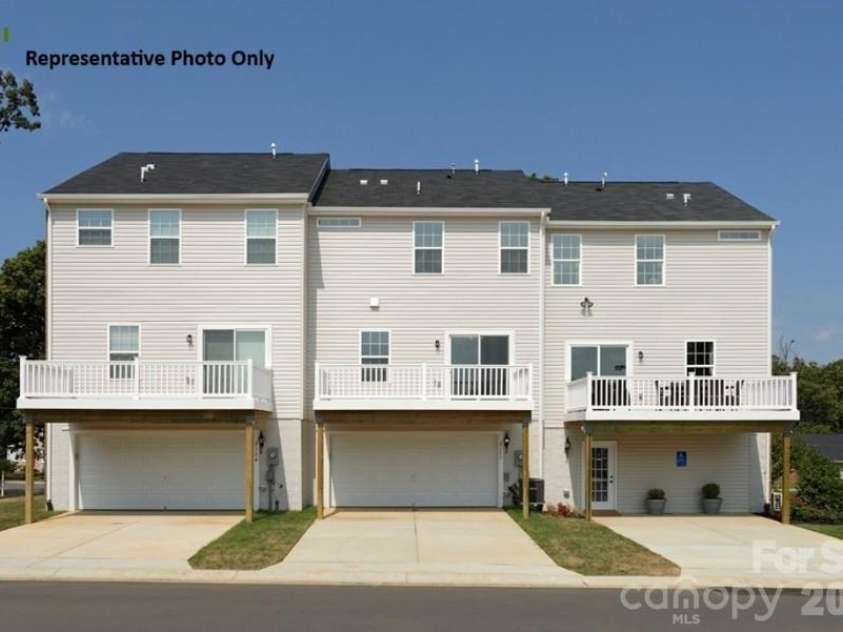 7639 Griffins Gate Drive, Concord, NC 28025.  MLS# CAR4352803, YatesRealty ID 40511. Illustrative purposes only