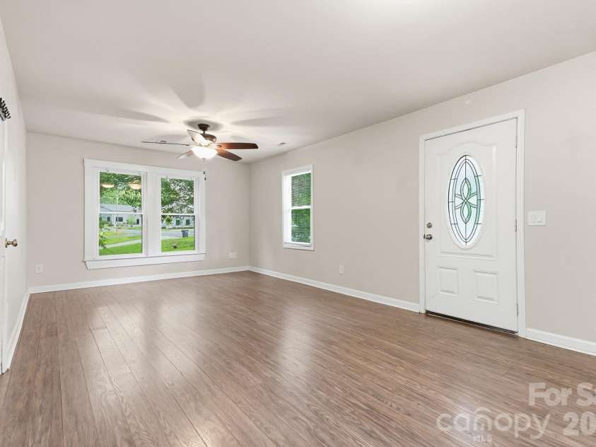 192 Flower House Loop, Troutman, NC 28166.  MLS# CAR4406895, YatesRealty ID 40512. 