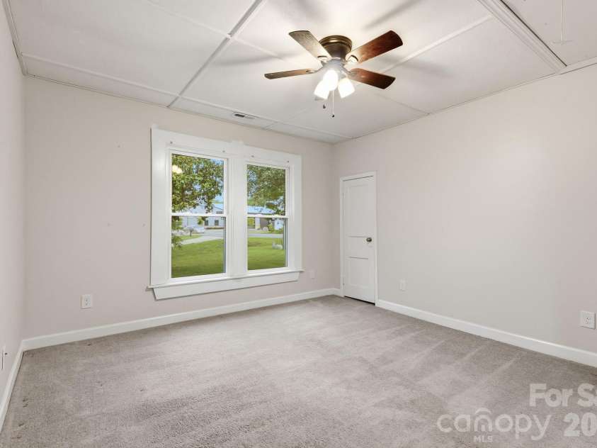 192 Flower House Loop, Troutman, NC 28166.  MLS# CAR4406895, YatesRealty ID 40512. 