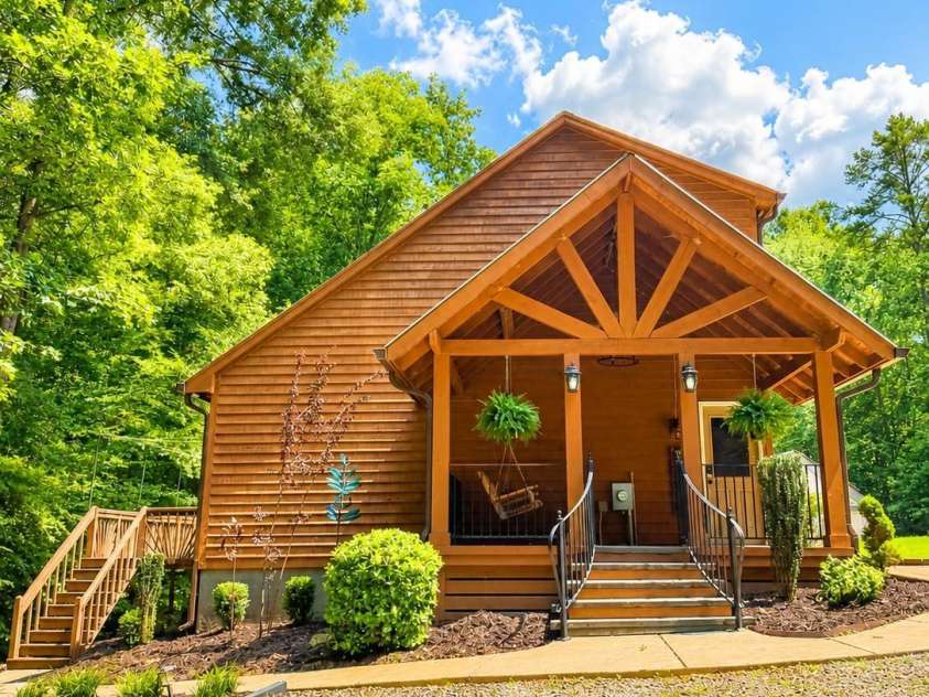 5814 Lakeway Trail, Waxhaw, NC 28173.  MLS# CAR4405308, YatesRealty ID 40513. 