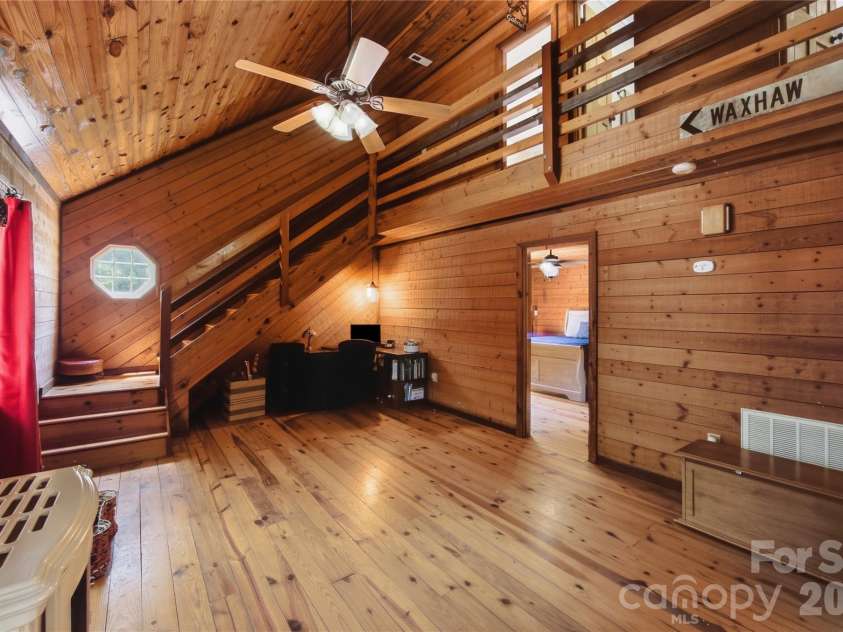 5814 Lakeway Trail, Waxhaw, NC 28173.  MLS# CAR4405308, YatesRealty ID 40513. 