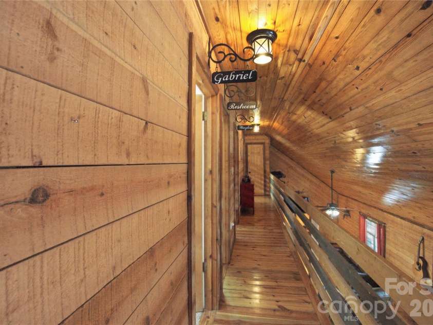 5814 Lakeway Trail, Waxhaw, NC 28173.  MLS# CAR4405308, YatesRealty ID 40513. 