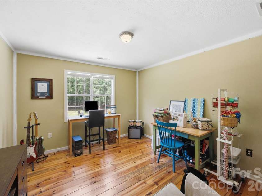5814 Lakeway Trail, Waxhaw, NC 28173.  MLS# CAR4405308, YatesRealty ID 40513. 