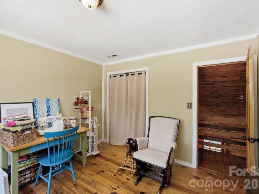 5814 Lakeway Trail, Waxhaw, NC 28173.  MLS# CAR4405308, YatesRealty ID 40513. 