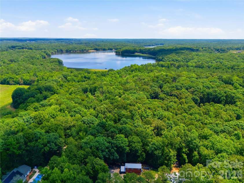 5814 Lakeway Trail, Waxhaw, NC 28173.  MLS# CAR4405308, YatesRealty ID 40513. 