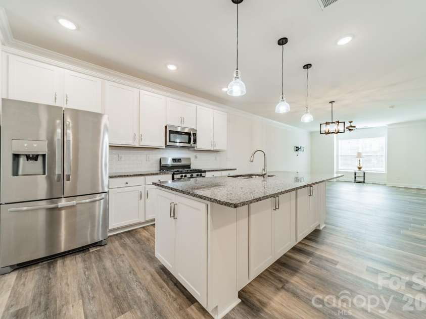 202 Waterlynn Ridge Road, Mooresville, NC 28117.  MLS# CAR4408929, YatesRealty ID 40515. 