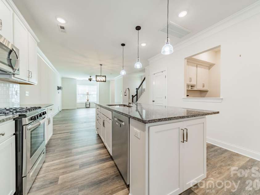 202 Waterlynn Ridge Road, Mooresville, NC 28117.  MLS# CAR4408929, YatesRealty ID 40515. 