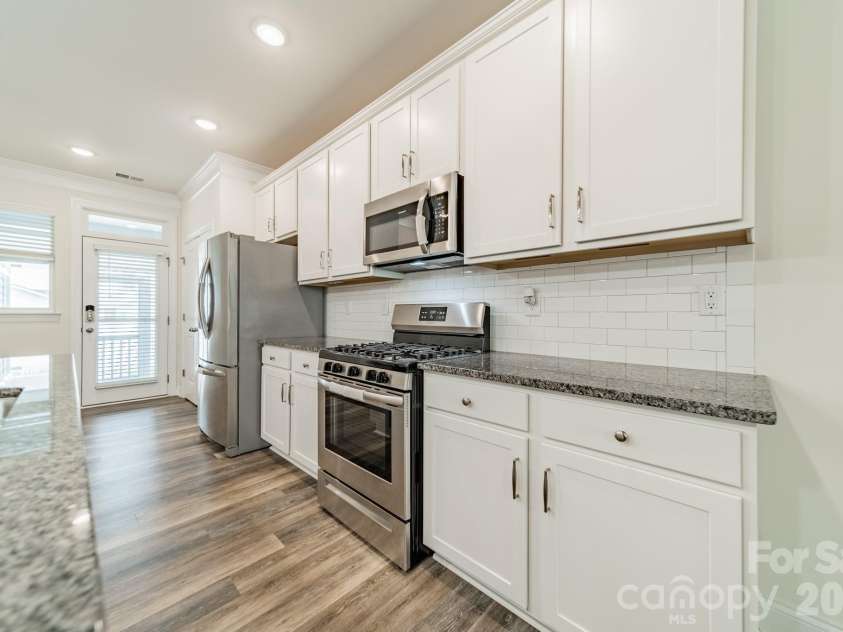 202 Waterlynn Ridge Road, Mooresville, NC 28117.  MLS# CAR4408929, YatesRealty ID 40515. 